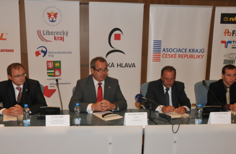 Tiskovou konferenci vedli (zleva) R. Cikl, S. Eichler, V. Marek a V. Marek ml.